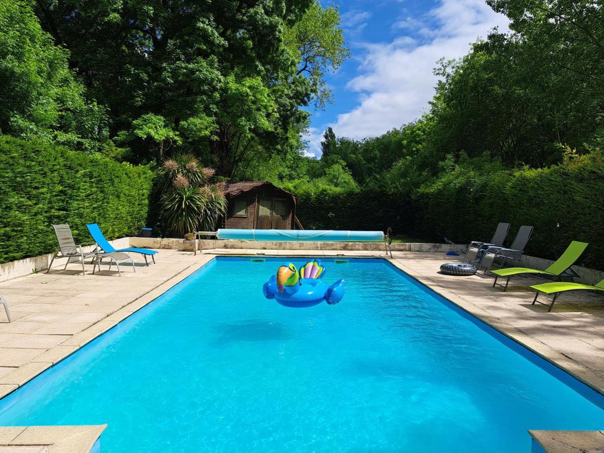 Le Moulin Etourneau - 3 Gites Avec 2 Piscines Champagnac  Экстерьер фото