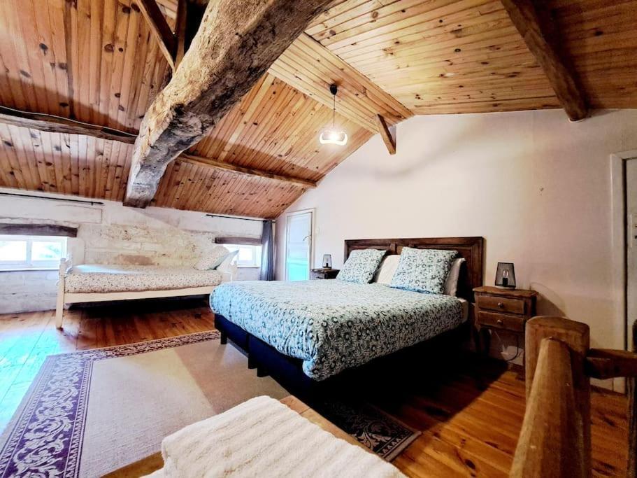 Le Moulin Etourneau - 3 Gites Avec 2 Piscines Champagnac  Экстерьер фото